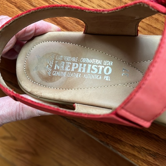 Mephistopheles red size 37 size 7-71/2 sandals euc - Picture 6 of 6